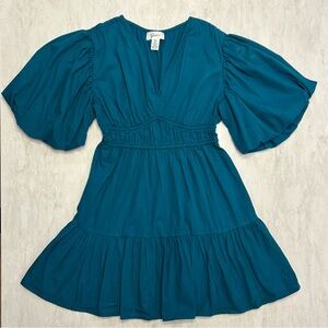 Japna Puff Sleeve, V-Neck, Tiered Mini Dress in Teal Blue. Size Medium